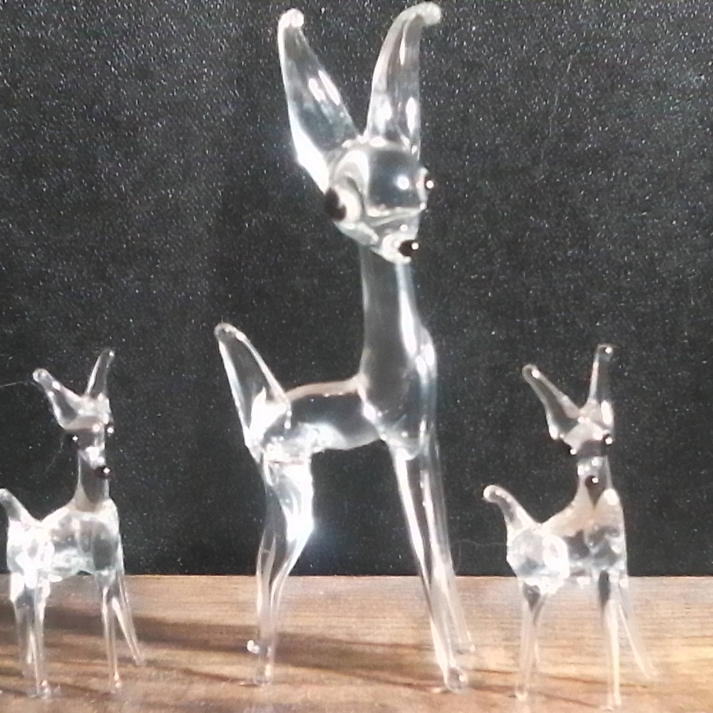 Handcrafted Glass Art Deer Figurine Set